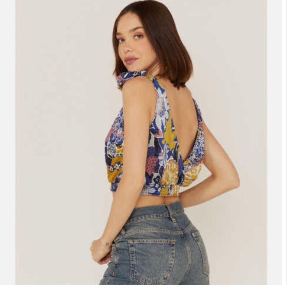 NWT Free People Weekend In Montauk Cami Crop Top Blue|Yellow|Floral Size Large - Picture 4 of 6